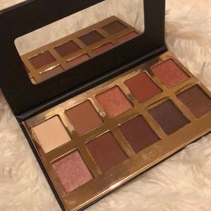 Crown pro eyeshadow palette